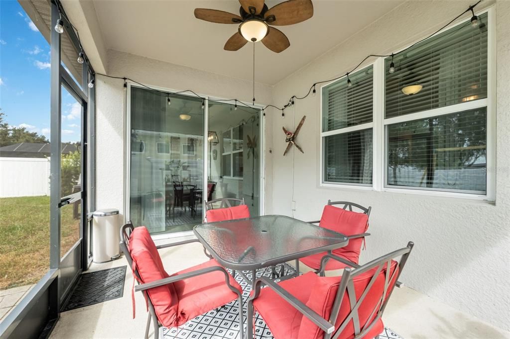 На продажу: $324,900 (3 спален, 2 ванн, 1710 Квадратных фут)