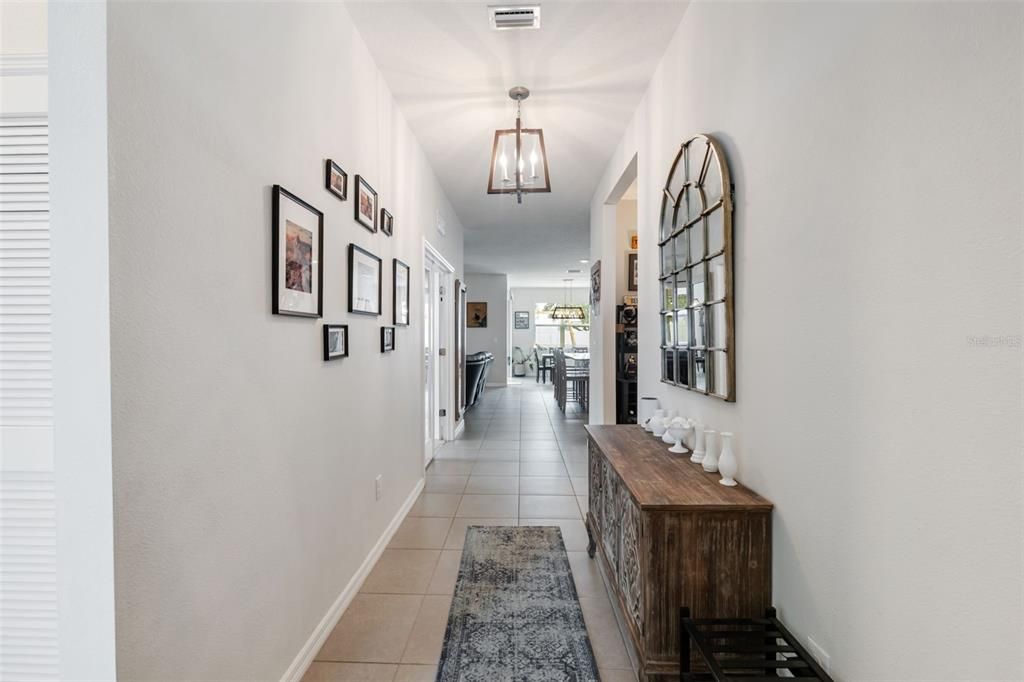 На продажу: $324,900 (3 спален, 2 ванн, 1710 Квадратных фут)