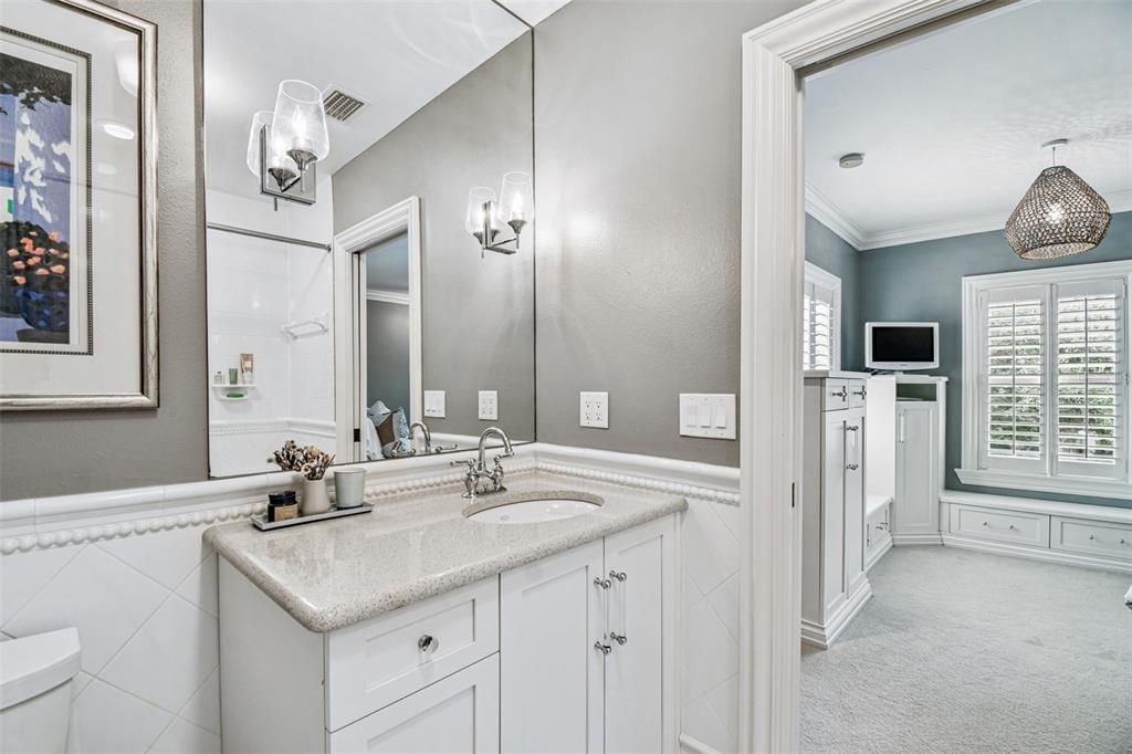 合同活跃: $5,499,000 (5 贝兹, 6 浴室, 7906 平方英尺)