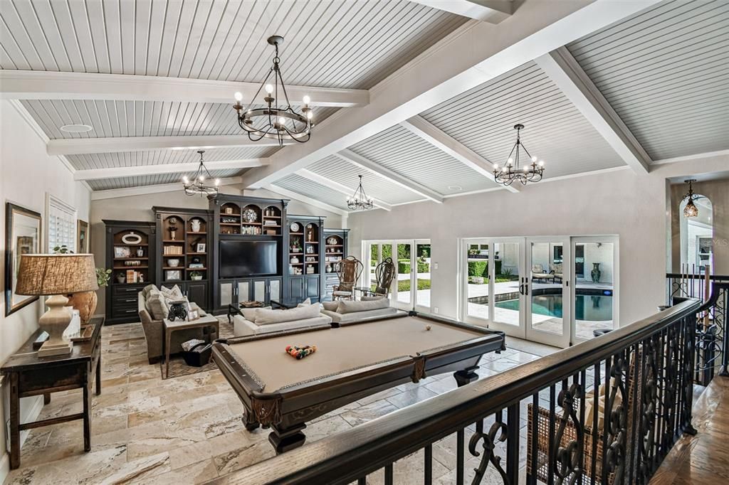 合同活跃: $5,499,000 (5 贝兹, 6 浴室, 7906 平方英尺)