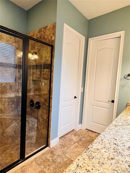 Activo con contrato: $3,100 (3 camas, 2 baños, 1792 Pies cuadrados)