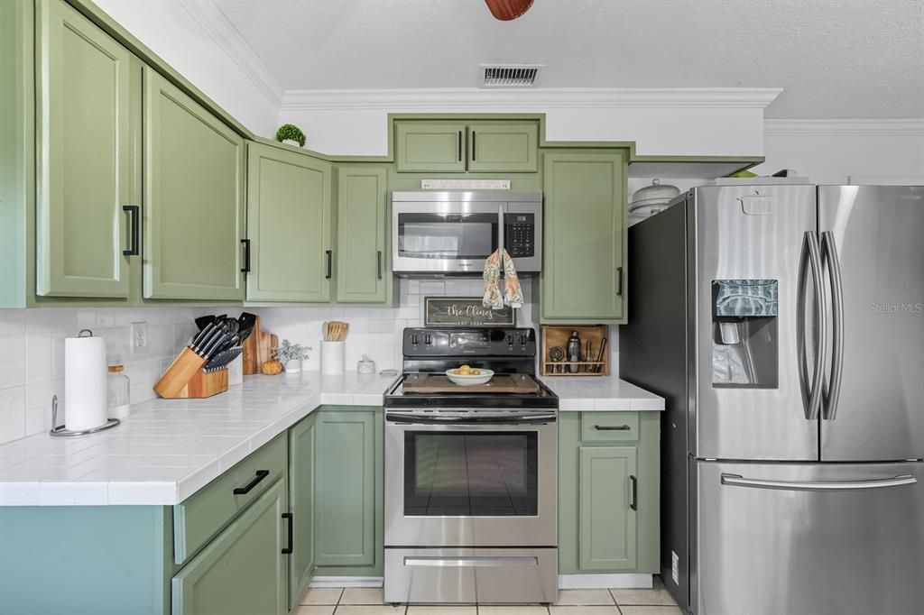 待售: $315,000 (3 贝兹, 1 浴室, 1334 平方英尺)