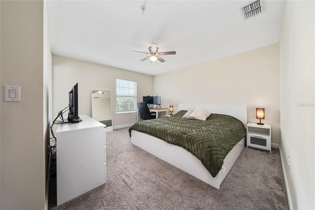 待售: $415,000 (3 贝兹, 2 浴室, 1717 平方英尺)