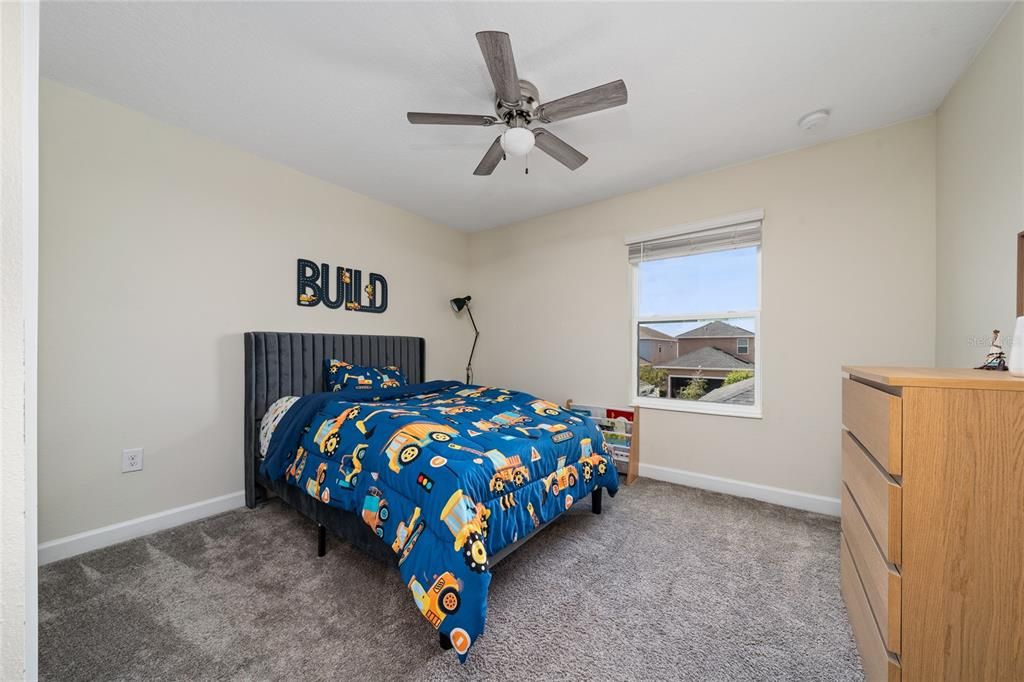 待售: $415,000 (3 贝兹, 2 浴室, 1717 平方英尺)