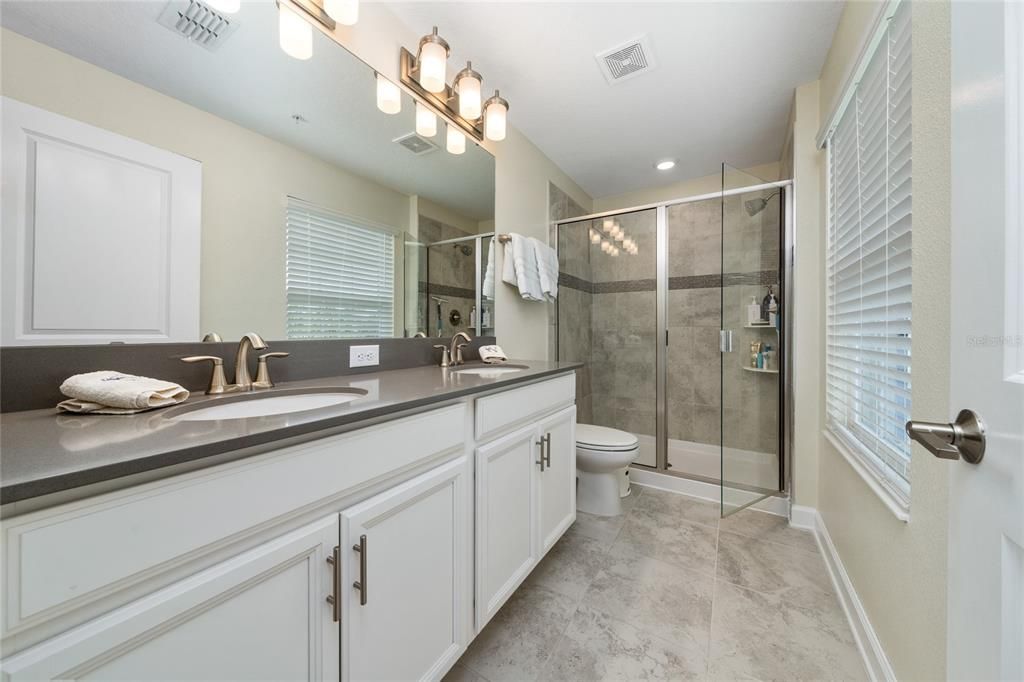 待售: $415,000 (3 贝兹, 2 浴室, 1717 平方英尺)