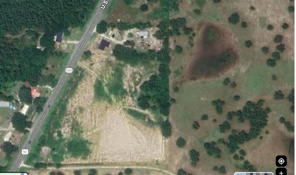 待售: $3,499,000 (9.21 acres)