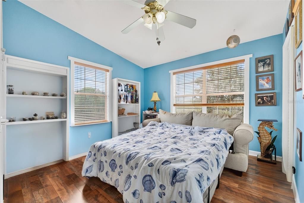 For Sale: $625,000 (4 beds, 3 baths, 1776 Square Feet)