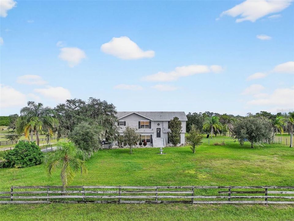 For Sale: $625,000 (4 beds, 3 baths, 1776 Square Feet)