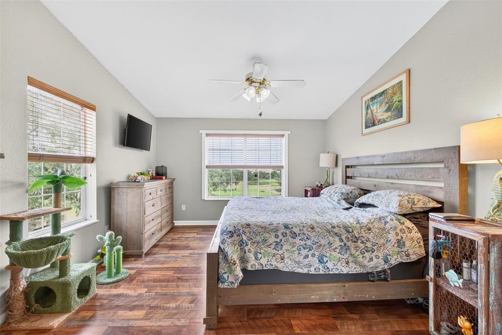 For Sale: $625,000 (4 beds, 3 baths, 1776 Square Feet)