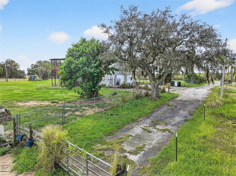 For Sale: $625,000 (4 beds, 3 baths, 1776 Square Feet)