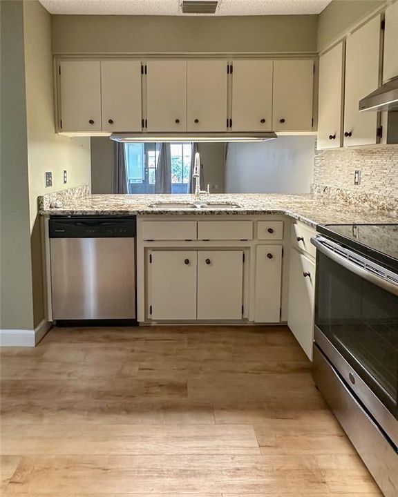 For Rent: $1,550 (2 beds, 2 baths, 1149 Square Feet)