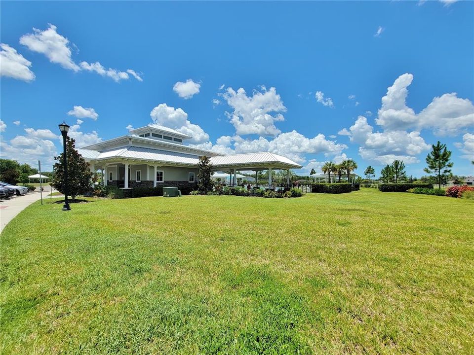 For Rent: $2,000 (3 beds, 2 baths, 1516 Square Feet)