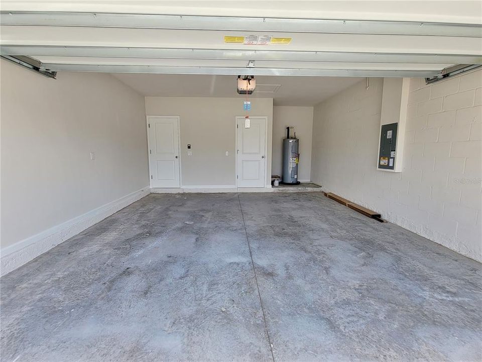 For Rent: $2,000 (3 beds, 2 baths, 1516 Square Feet)