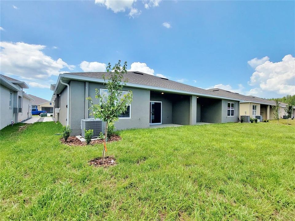 For Rent: $2,000 (3 beds, 2 baths, 1516 Square Feet)