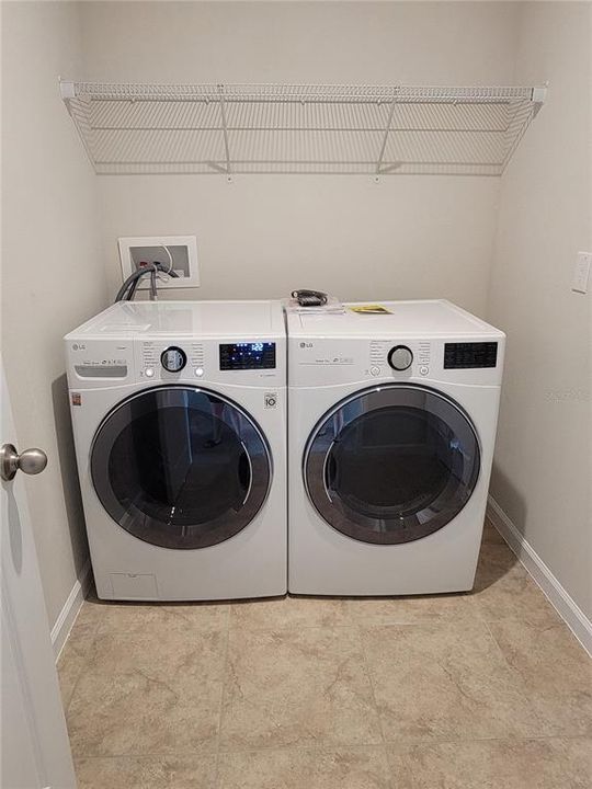 For Rent: $2,000 (3 beds, 2 baths, 1516 Square Feet)