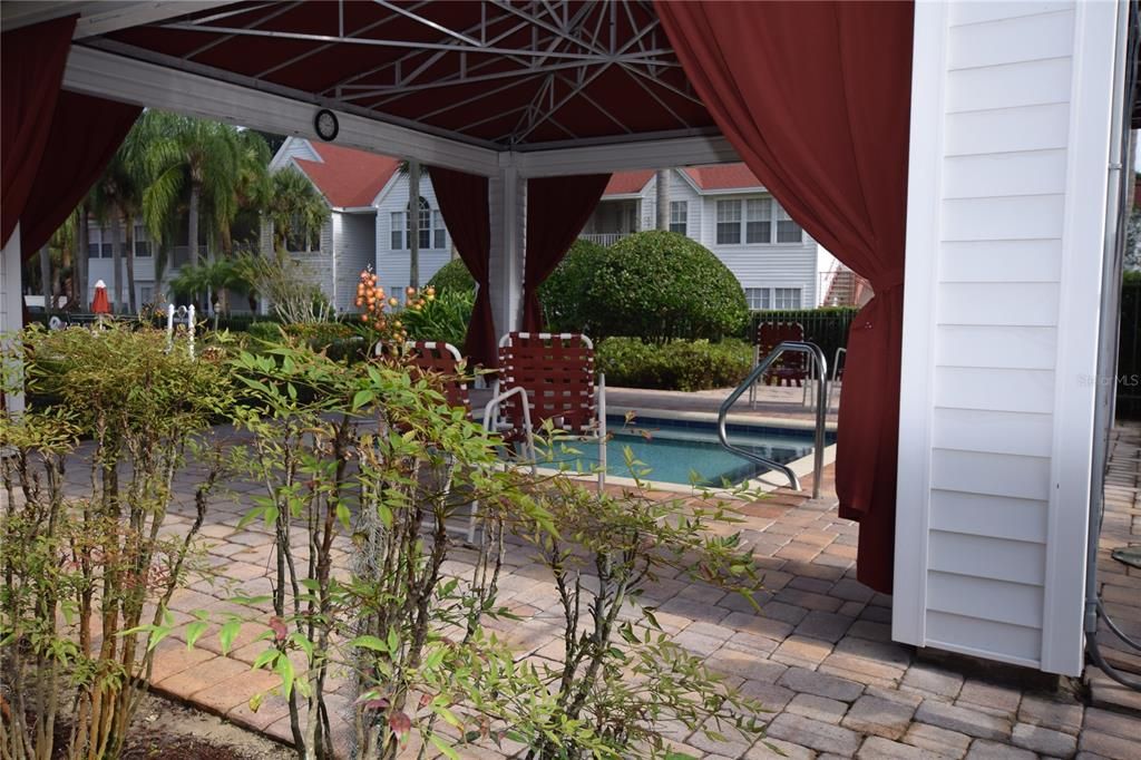 В аренду: $1,350 (1 спален, 1 ванн, 715 Квадратных фут)