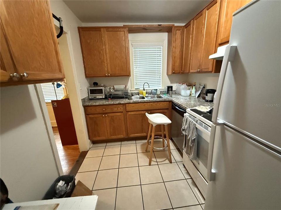 Activo con contrato: $399,000 (3 camas, 2 baños, 1387 Pies cuadrados)