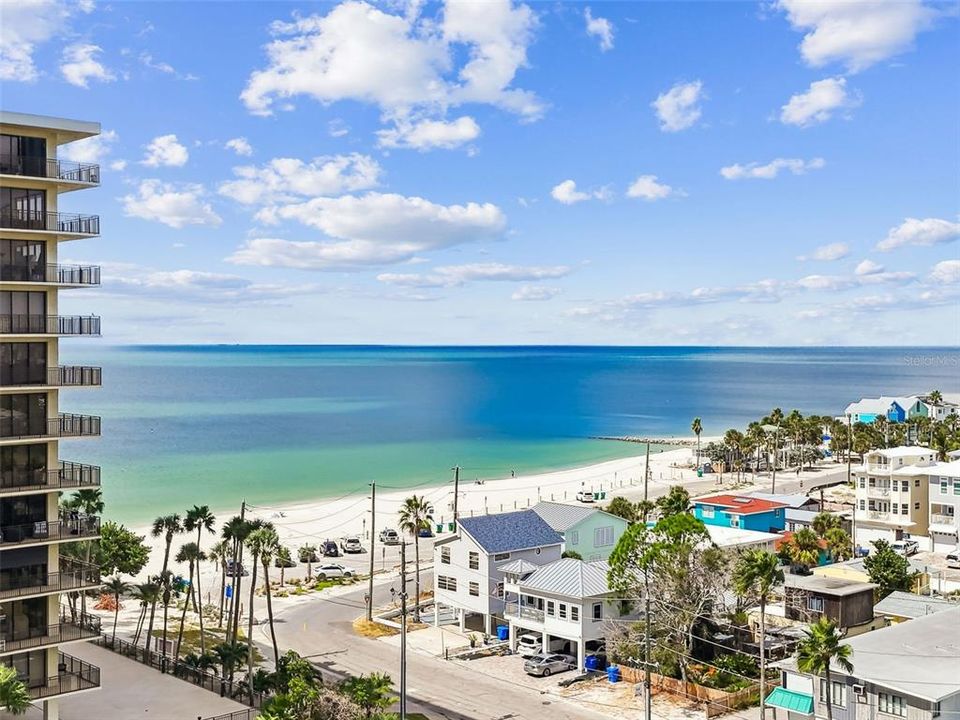 For Sale: $659,000 (1 beds, 1 baths, 1015 Square Feet)