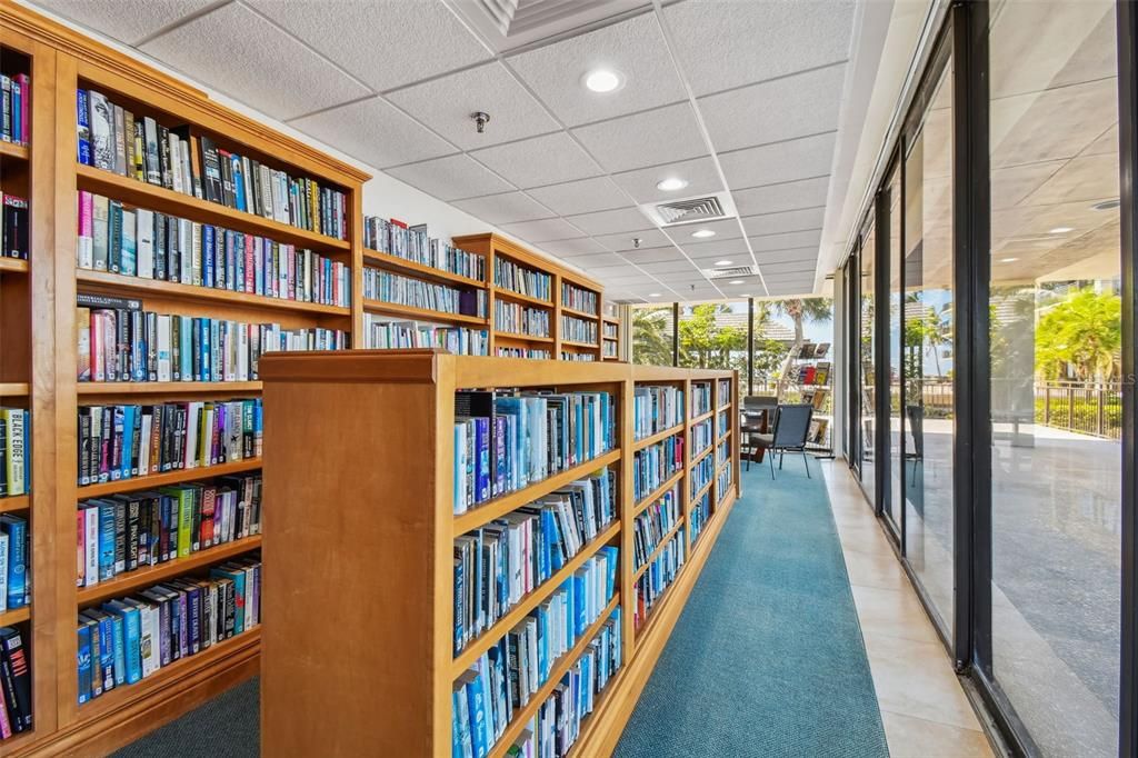 For Sale: $659,000 (1 beds, 1 baths, 1015 Square Feet)