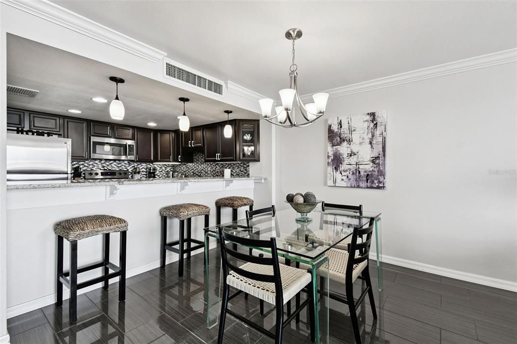 For Sale: $659,000 (1 beds, 1 baths, 1015 Square Feet)