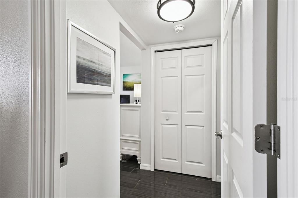 For Sale: $659,000 (1 beds, 1 baths, 1015 Square Feet)