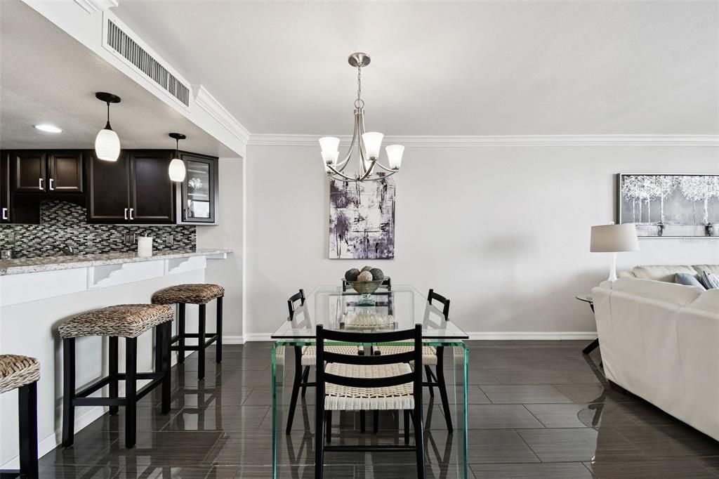 For Sale: $659,000 (1 beds, 1 baths, 1015 Square Feet)