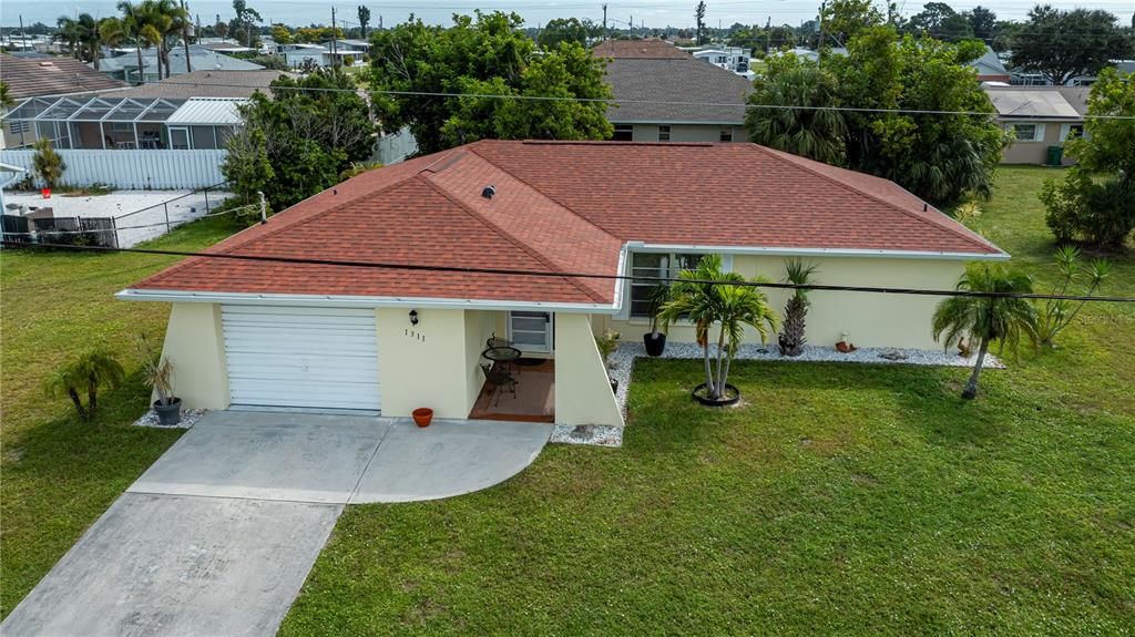 Active With Contract: $245,000 (2 beds, 2 baths, 1240 Square Feet)