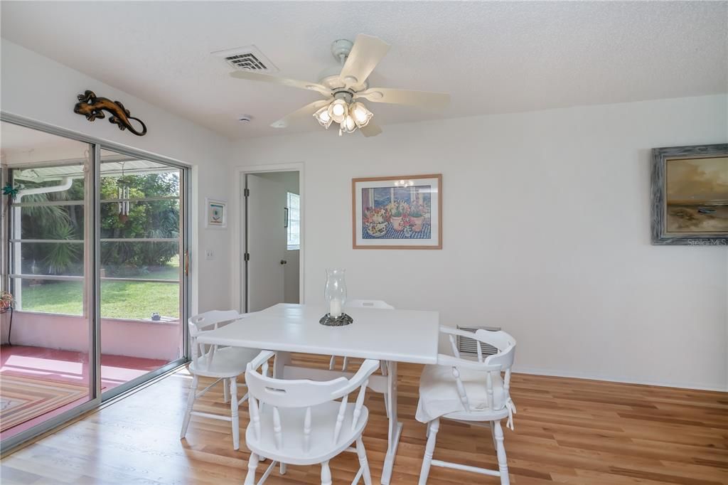 Active With Contract: $245,000 (2 beds, 2 baths, 1240 Square Feet)