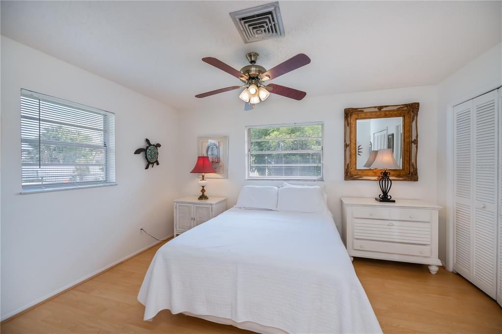 Active With Contract: $245,000 (2 beds, 2 baths, 1240 Square Feet)