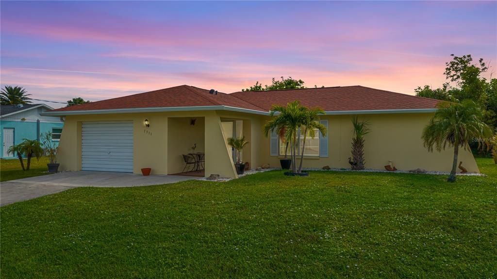 Active With Contract: $245,000 (2 beds, 2 baths, 1240 Square Feet)