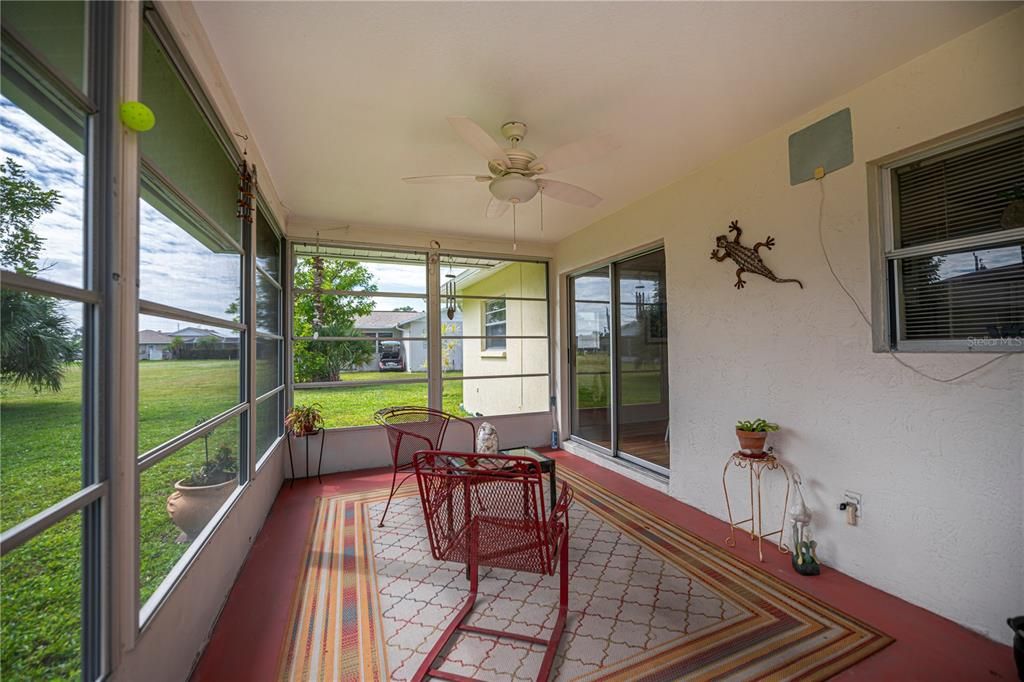 Active With Contract: $245,000 (2 beds, 2 baths, 1240 Square Feet)