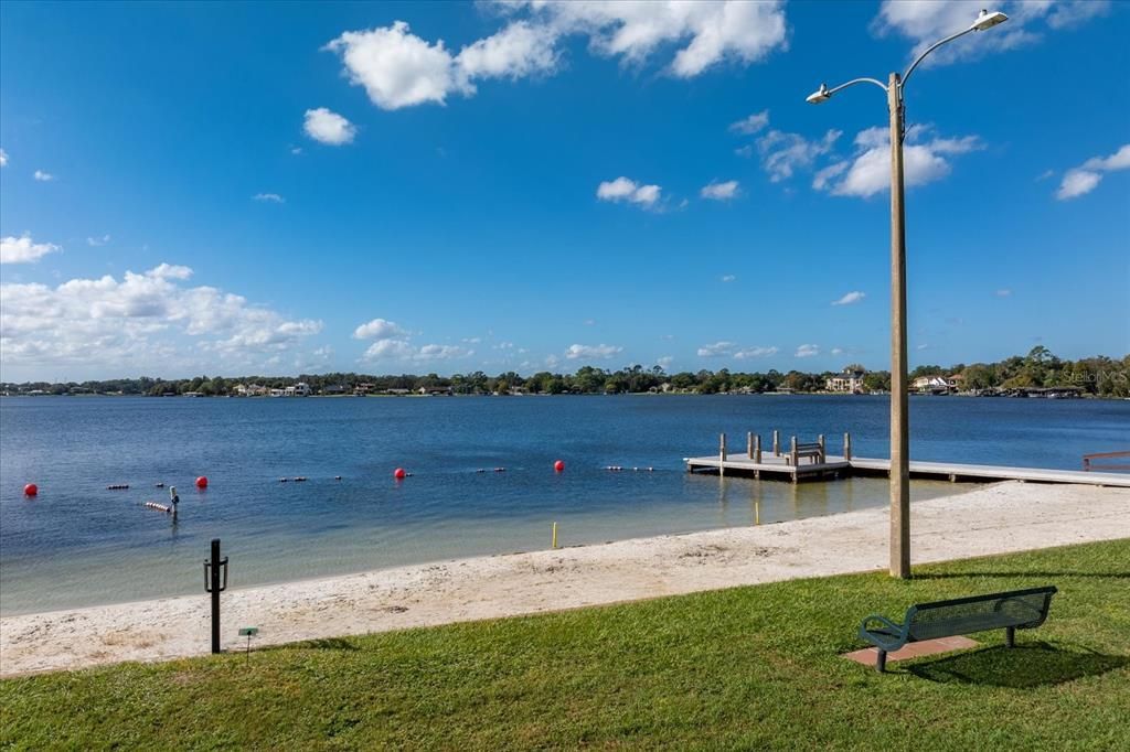 合同活跃: $815,000 (5 贝兹, 3 浴室, 2932 平方英尺)