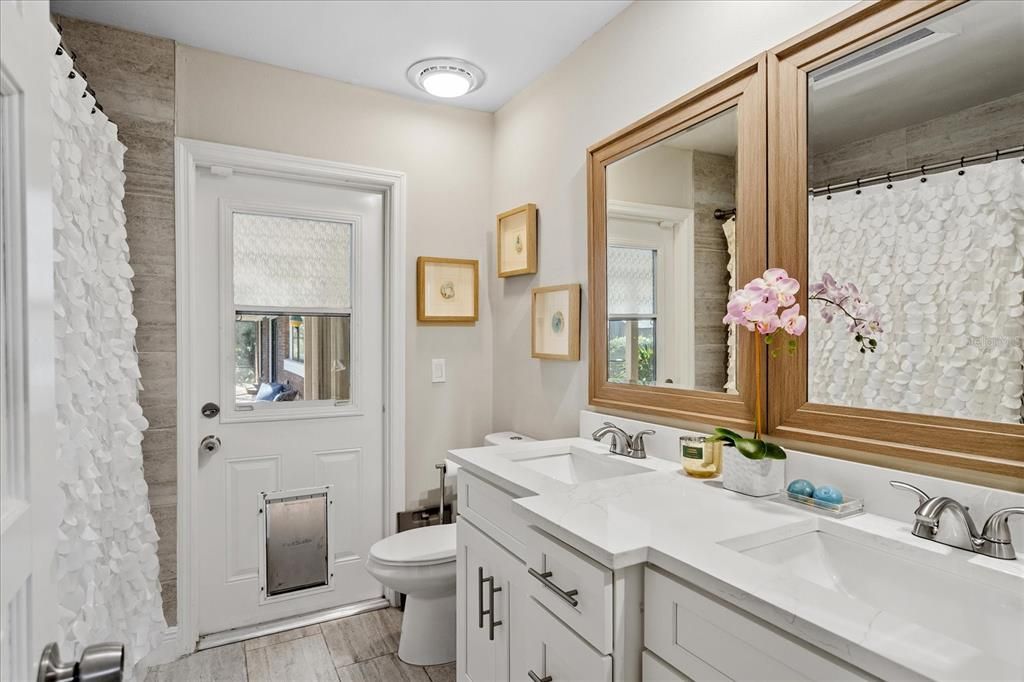 合同活跃: $815,000 (5 贝兹, 3 浴室, 2932 平方英尺)