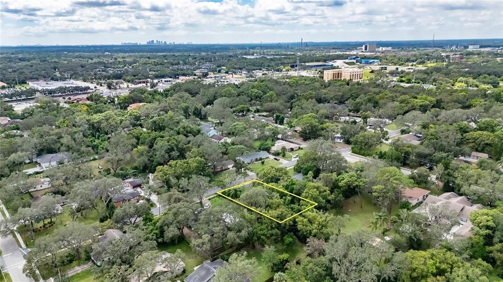 待售: $175,000 (0.32 acres)