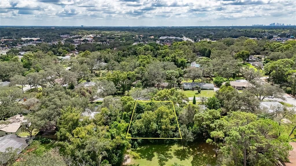 待售: $175,000 (0.32 acres)