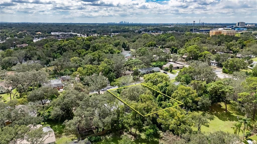 待售: $175,000 (0.32 acres)