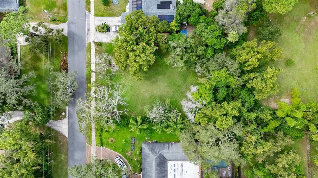 待售: $175,000 (0.32 acres)