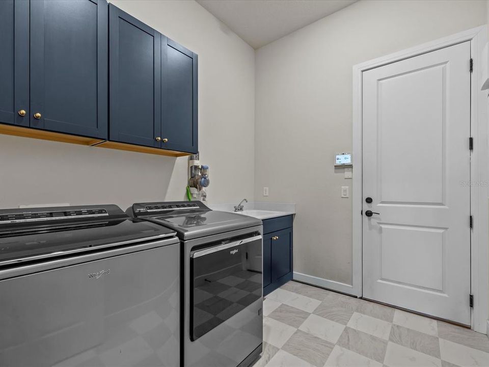 На продажу: $899,000 (5 спален, 3 ванн, 2996 Квадратных фут)