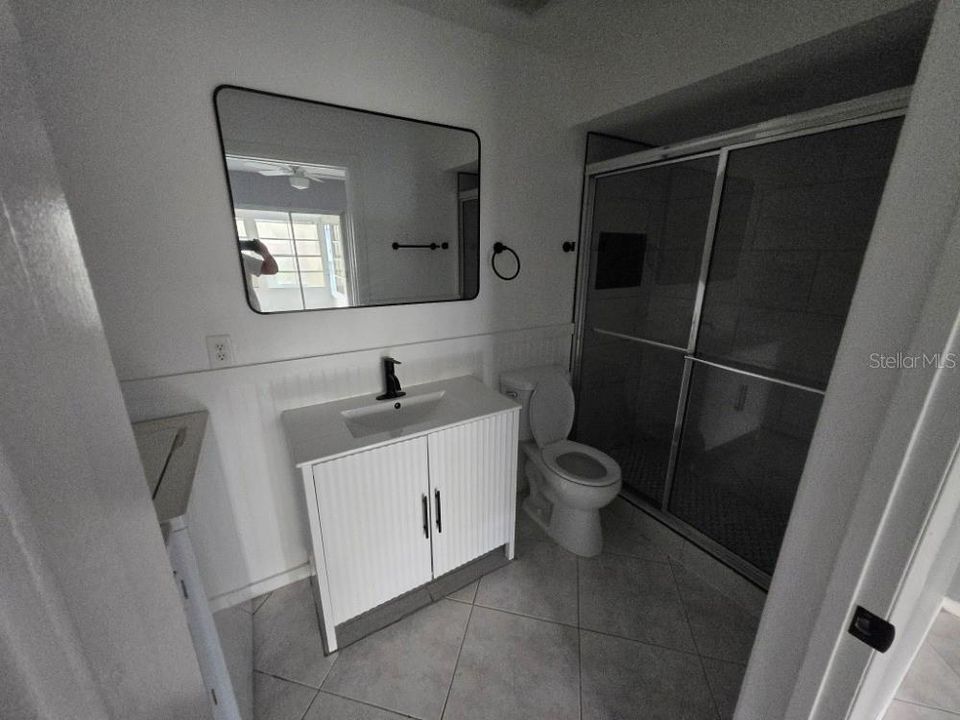 For Rent: $1,600 (2 beds, 2 baths, 875 Square Feet)