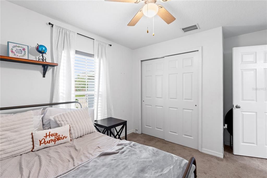 待售: $534,900 (6 贝兹, 0 浴室, 2422 平方英尺)