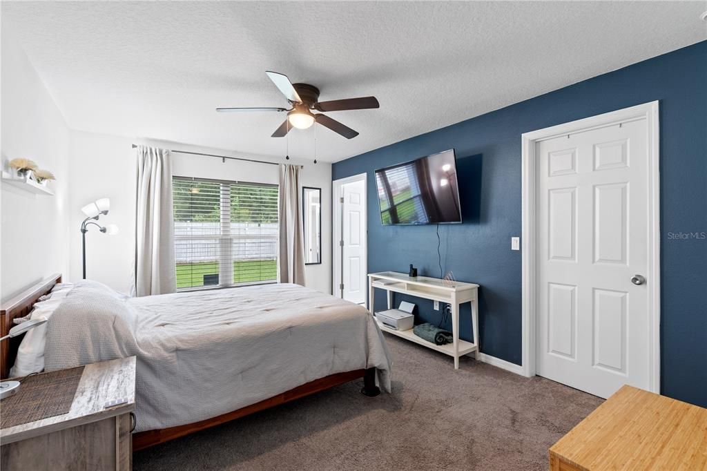 待售: $534,900 (6 贝兹, 0 浴室, 2422 平方英尺)