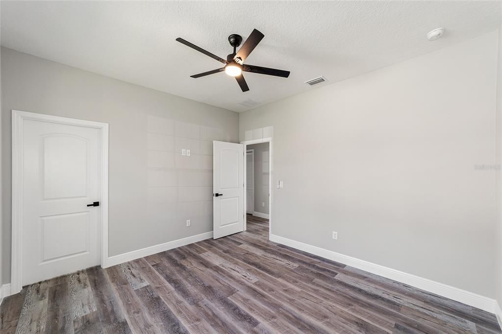 For Rent: $2,000 (3 beds, 2 baths, 1640 Square Feet)