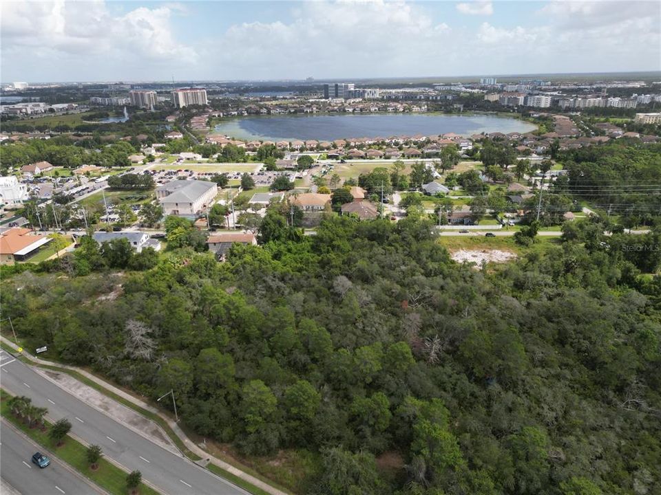 合同活跃: $375,000 (0.48 acres)