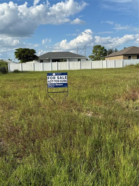 En Venta: $53,000 (0.23 acres)