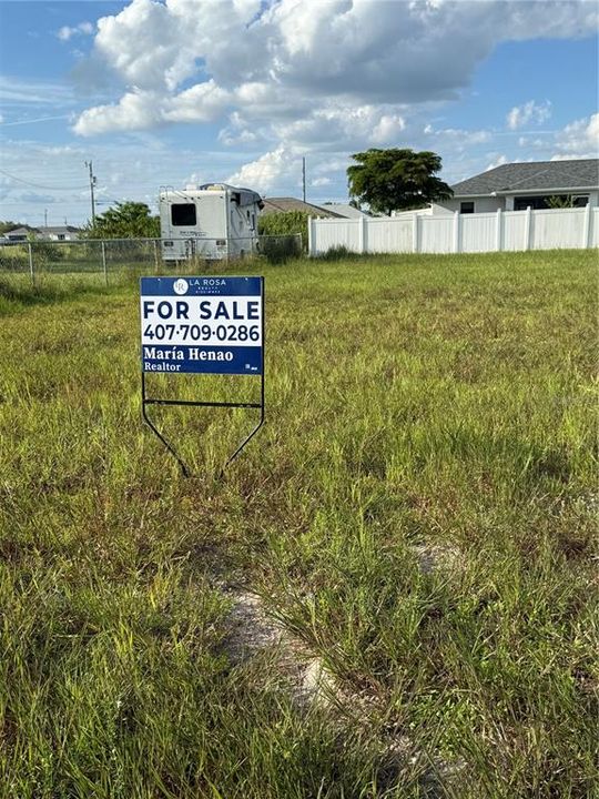 En Venta: $53,000 (0.23 acres)