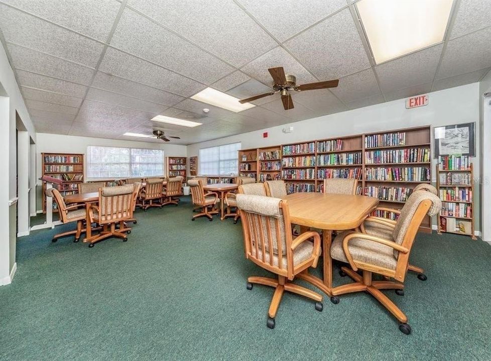 待售: $179,900 (2 贝兹, 2 浴室, 1456 平方英尺)