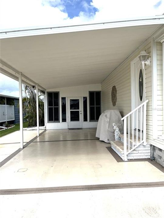 На продажу: $154,900 (2 спален, 2 ванн, 1375 Квадратных фут)