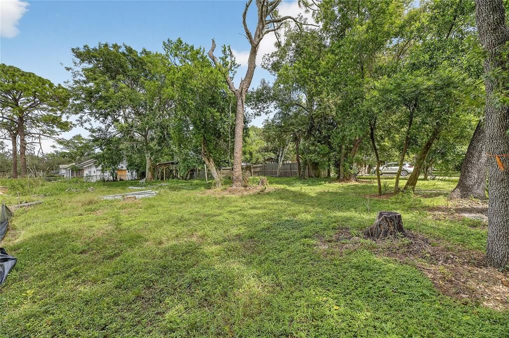 待售: $145,000 (0.23 acres)