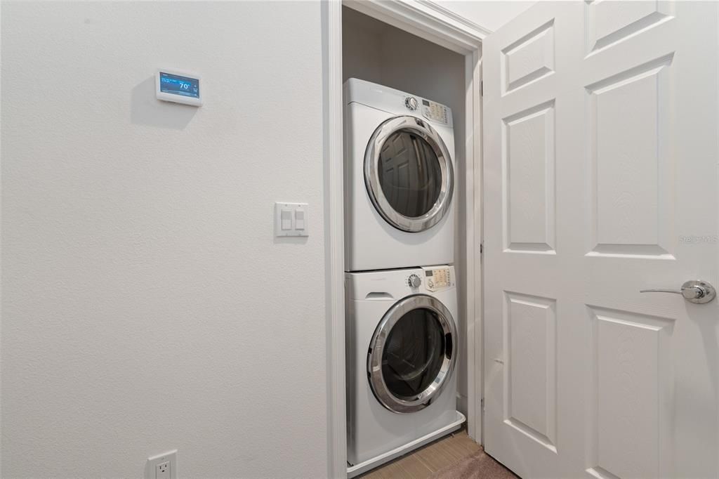 For Rent: $2,400 (3 beds, 3 baths, 1512 Square Feet)