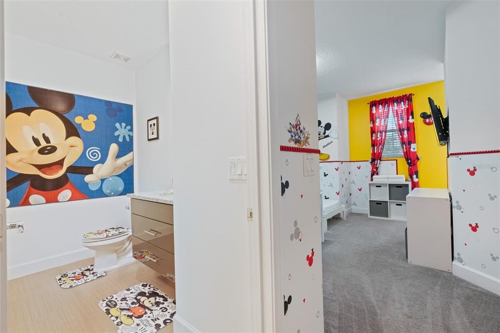 For Rent: $2,400 (3 beds, 3 baths, 1512 Square Feet)